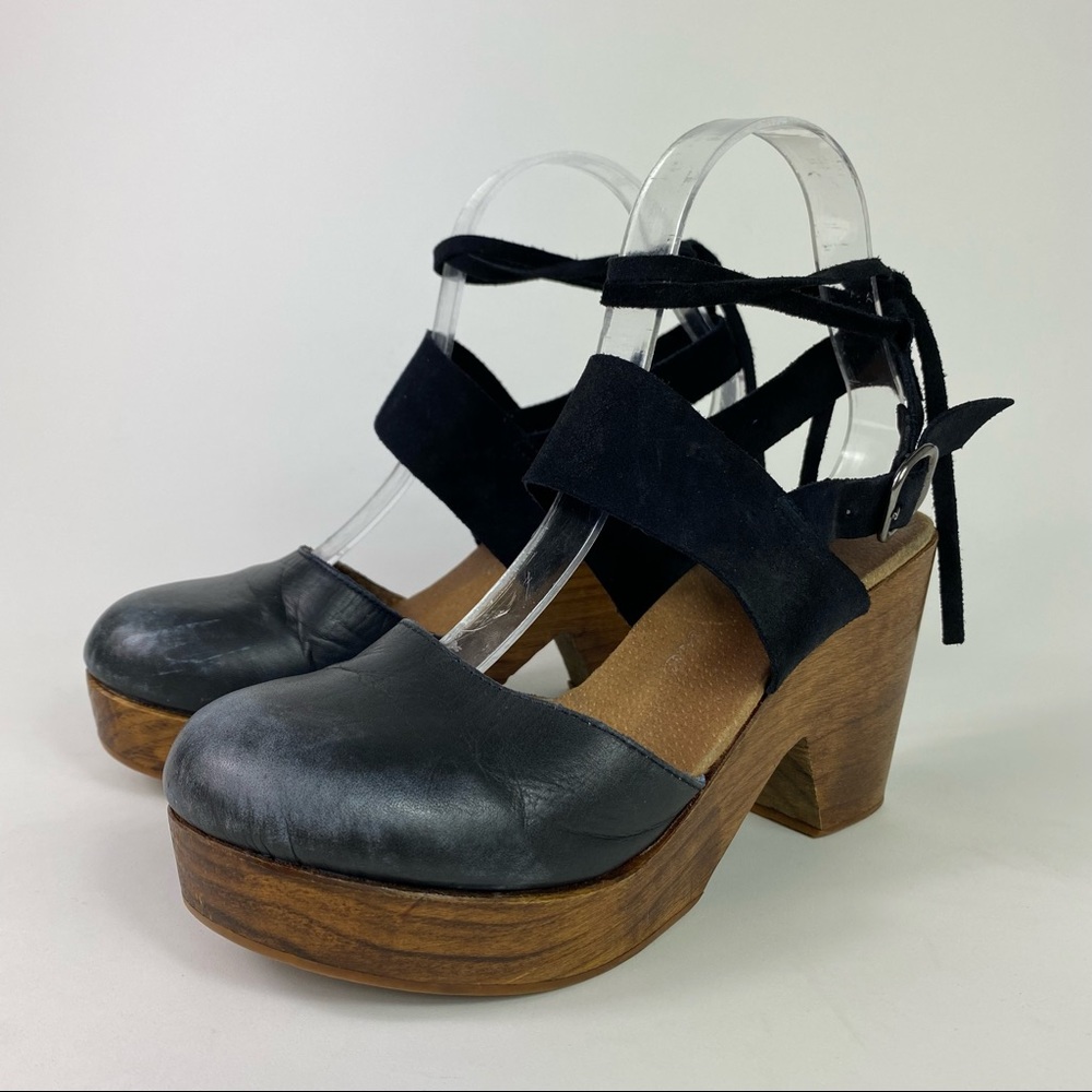 Free people Belmont clog black grey distressed 7.5